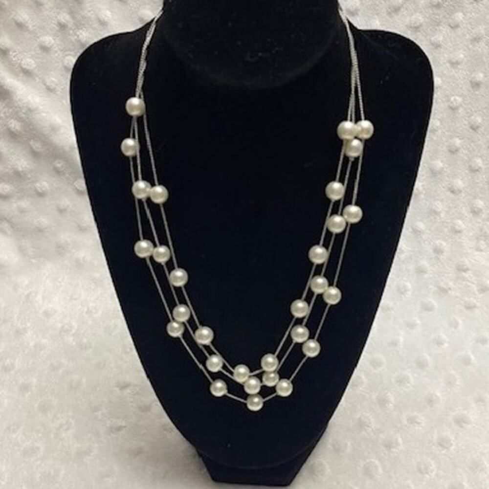 Multi-Strand (3) Layered Faux Pearl, Silver Tone Chain Necklace w/2.5" Extender